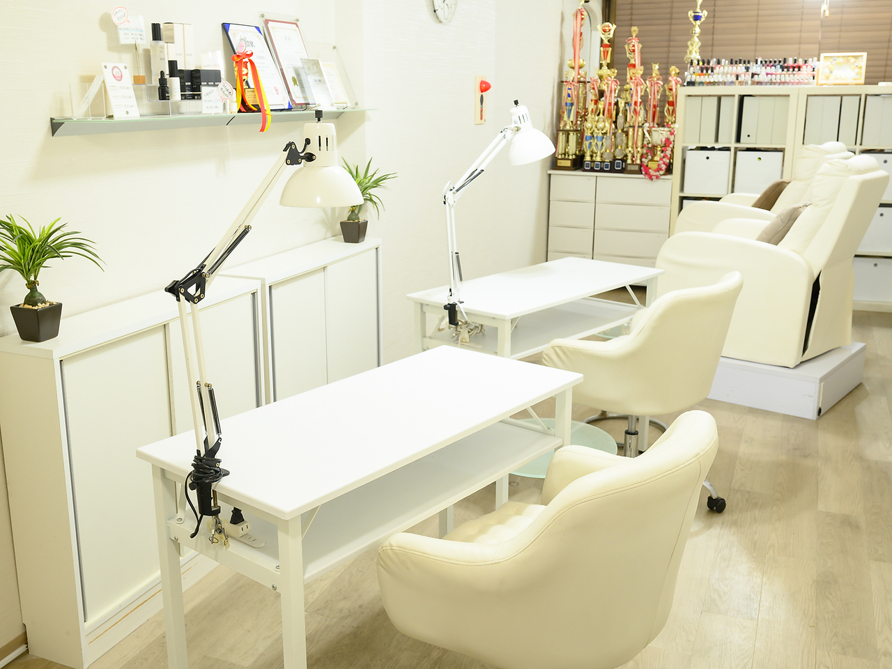 Nail Salon Felicia